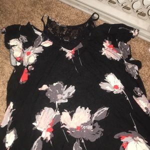 floral shirt